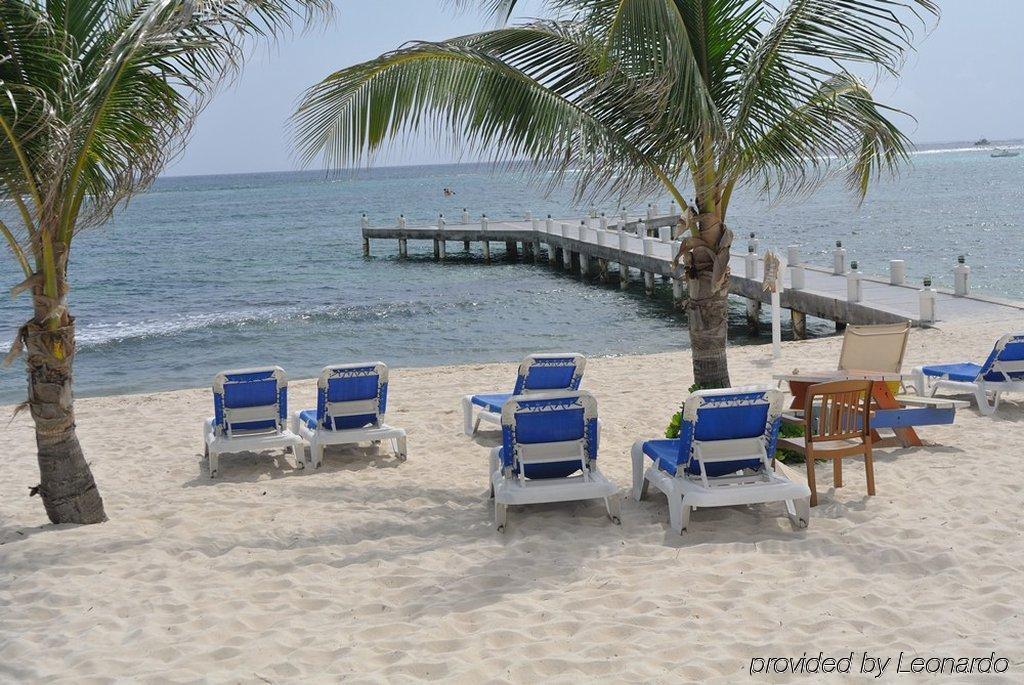Castaways Cayman Beach Resort Grand Cayman Ngoại thất bức ảnh